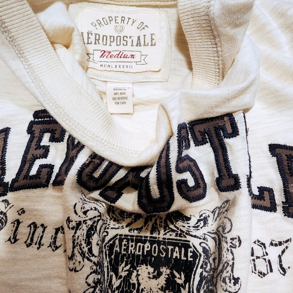 Aeropostale Vintage Off-White Graphic Crewneck Sweater Tee